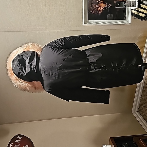 Fashion nova coat.. size small... LIKE NEW! - Picture 3 of 11